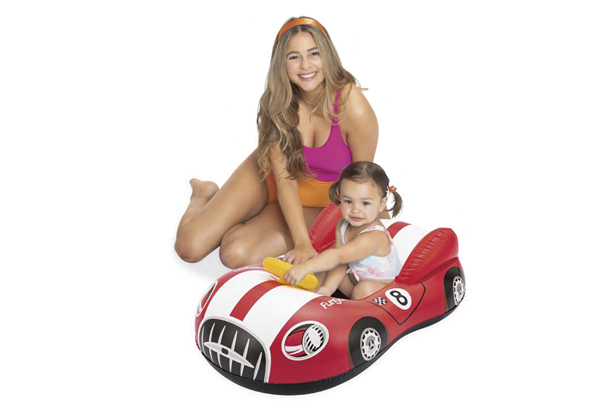 Coche hinchable infantil